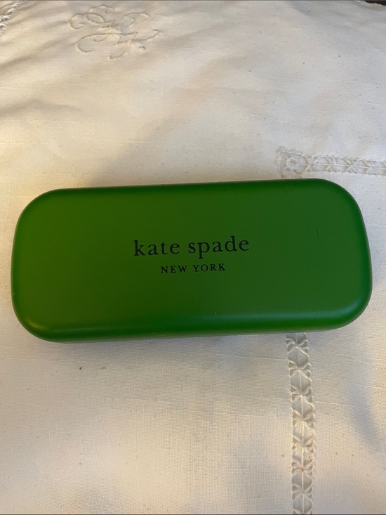 kate spade Accessories - kate spade Green & Black Hard Shell Eyewear Case With Cleaning Cloth EUC